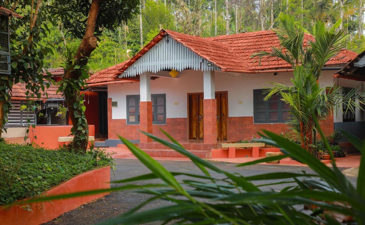 Kudajadri Drizzle Homestay Kaniyambetta Exterior photo