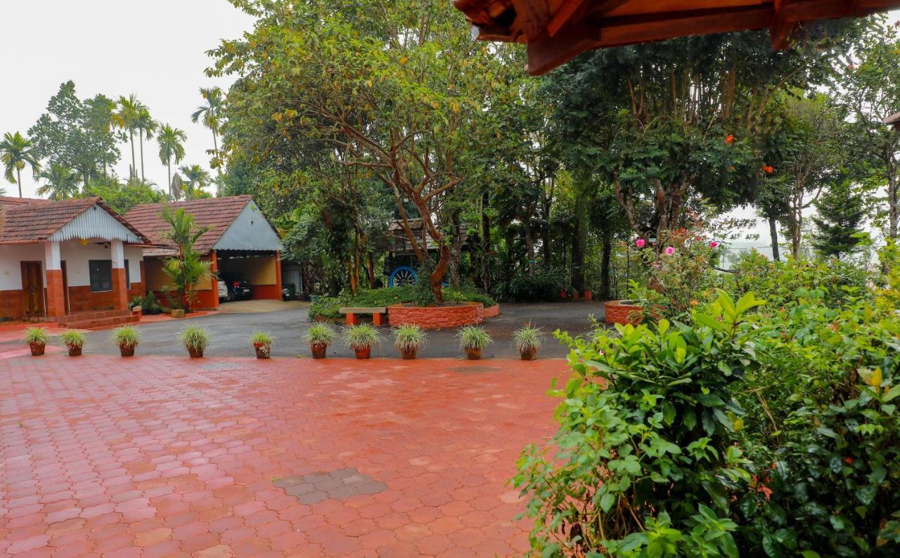 Kudajadri Drizzle Homestay Kaniyambetta Exterior photo